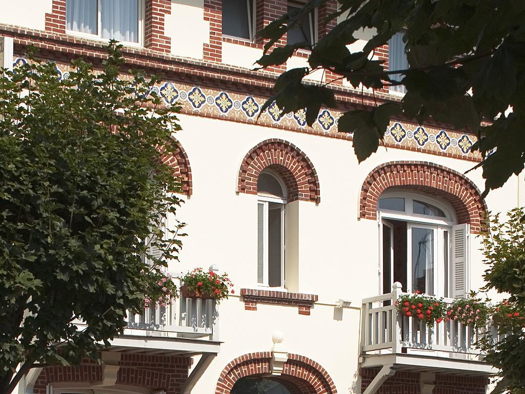 Hotel Marie Anne Deauville Exterior foto