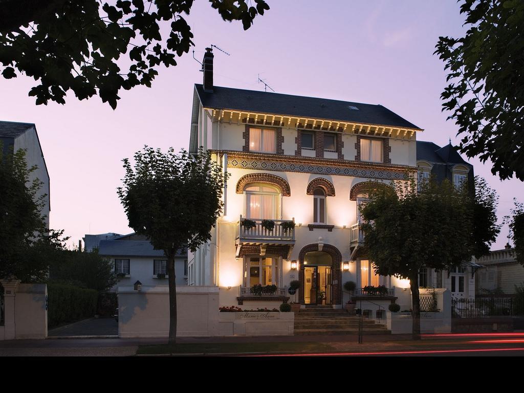 Hotel Marie Anne Deauville Exterior foto